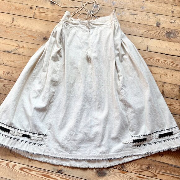 Vintage Romanian Homespun Linen Hemp Embroidered Traditional Folk Skirt - Picture 11 of 14